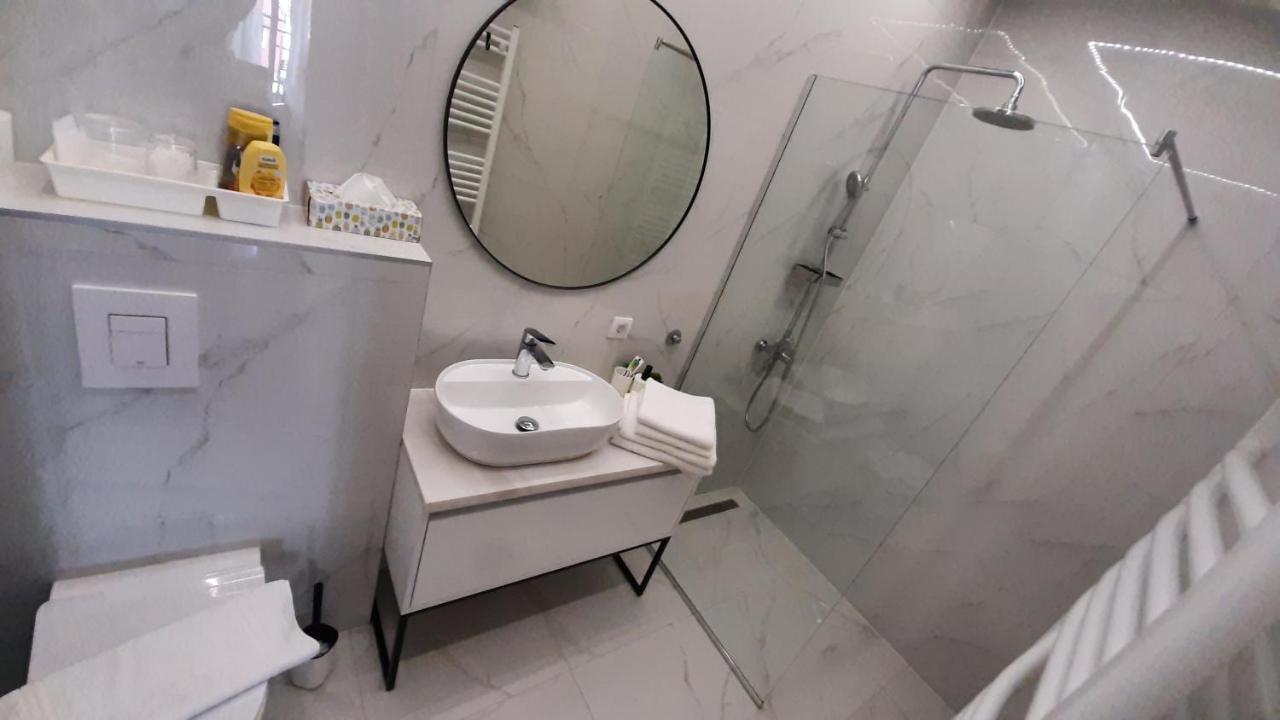 Nina Studio Apartment บิเยลยินา ภายนอก รูปภาพ